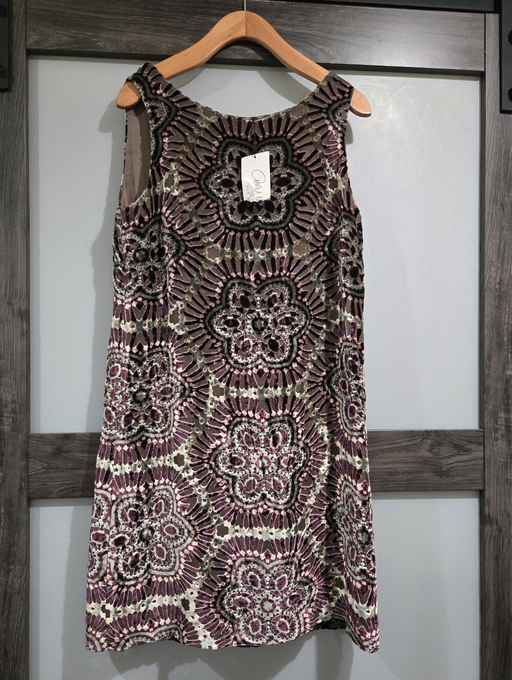 Amy Matto Velvet Burnout Shift Dress Size 4 NWT Purple Sheer Overlay silk blend